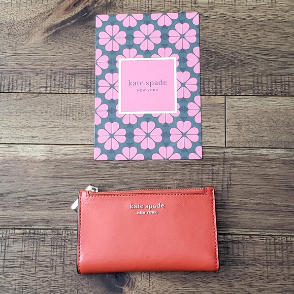 NWT Kate Spade Spencer bifold wallet orange red - Picture 3 of 5